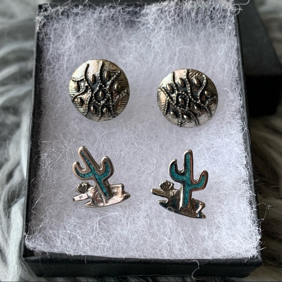 Two Pairs of Mexico Inspired Earrings - Picture 3 of 6
